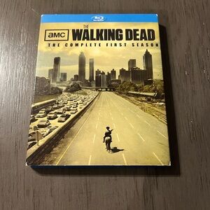 The Walking Dead Complete First Season DVD blu ray